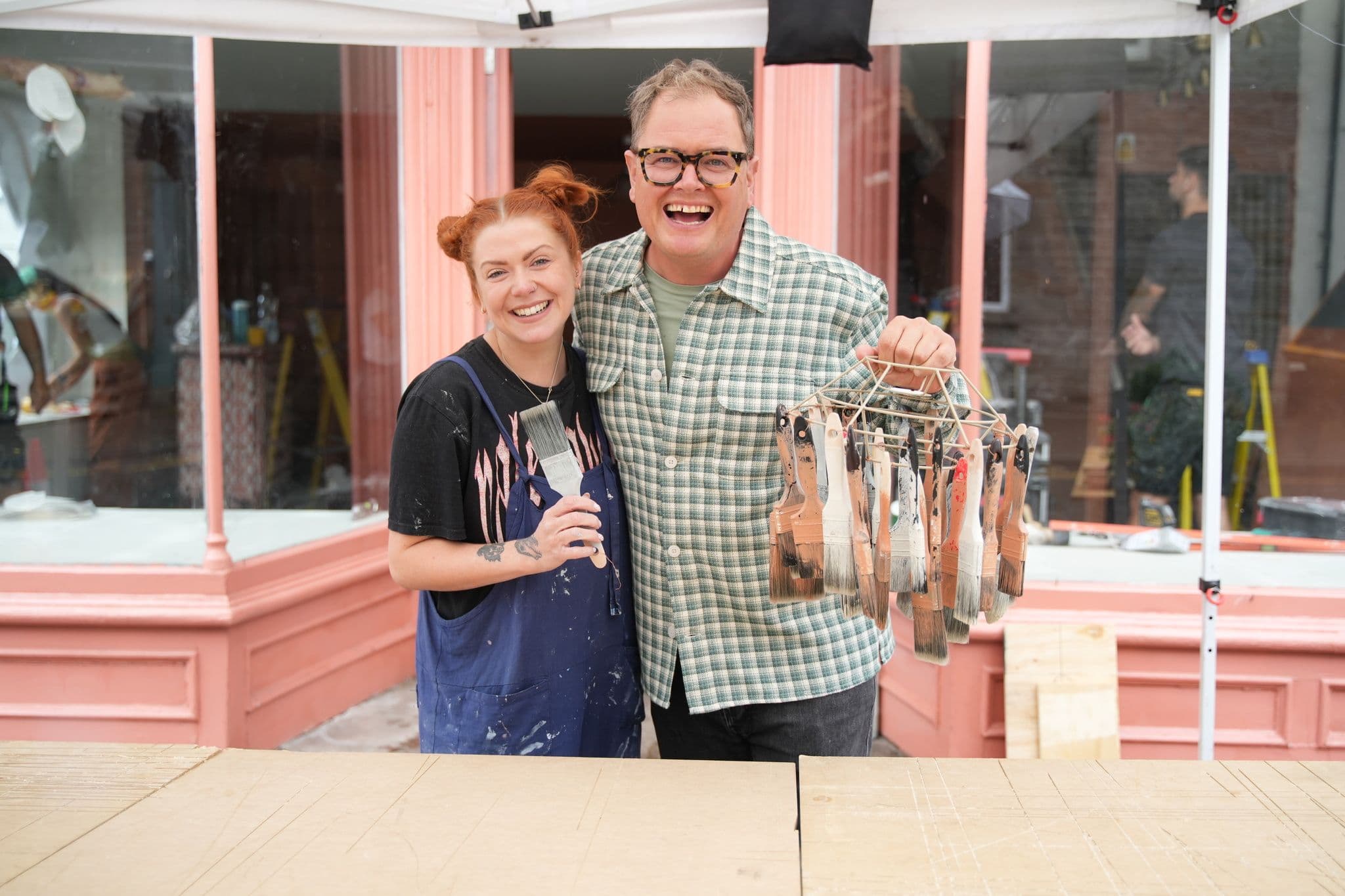 Sophie Newlands and Alan Carr outside Oil & Oak.